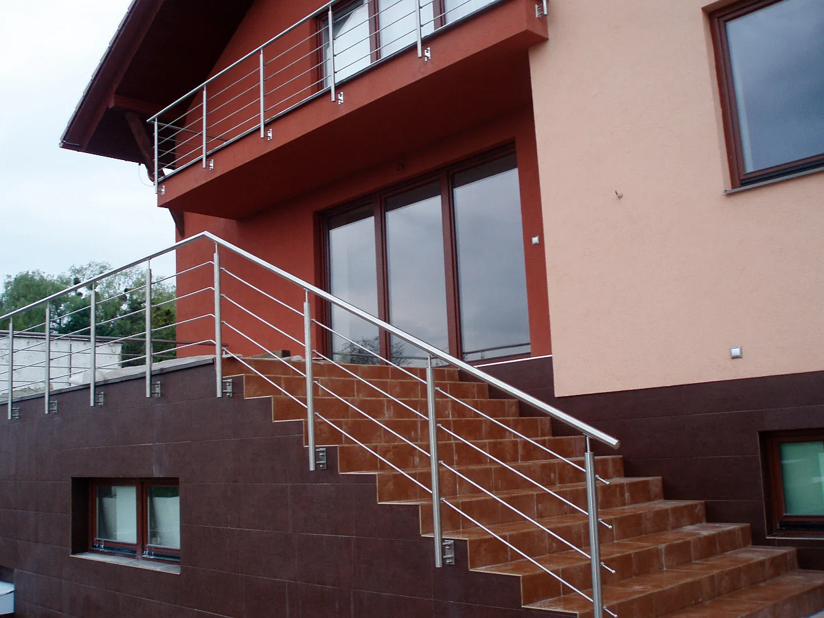 Balustrada nierdzewna AISI304, D42,4/4xd12/H900/L3 - Image 3